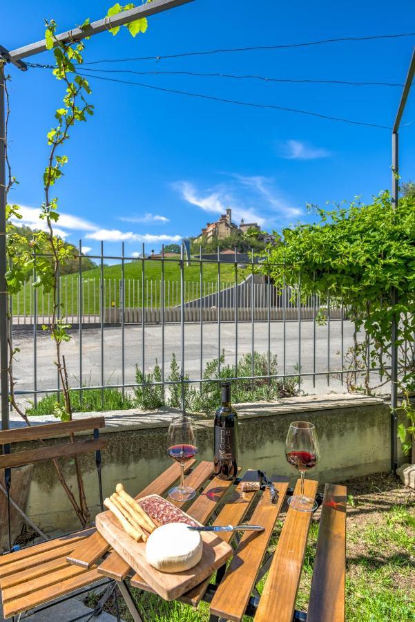 Ciabot Delle Aie - Barolo Appartement Buitenkant foto