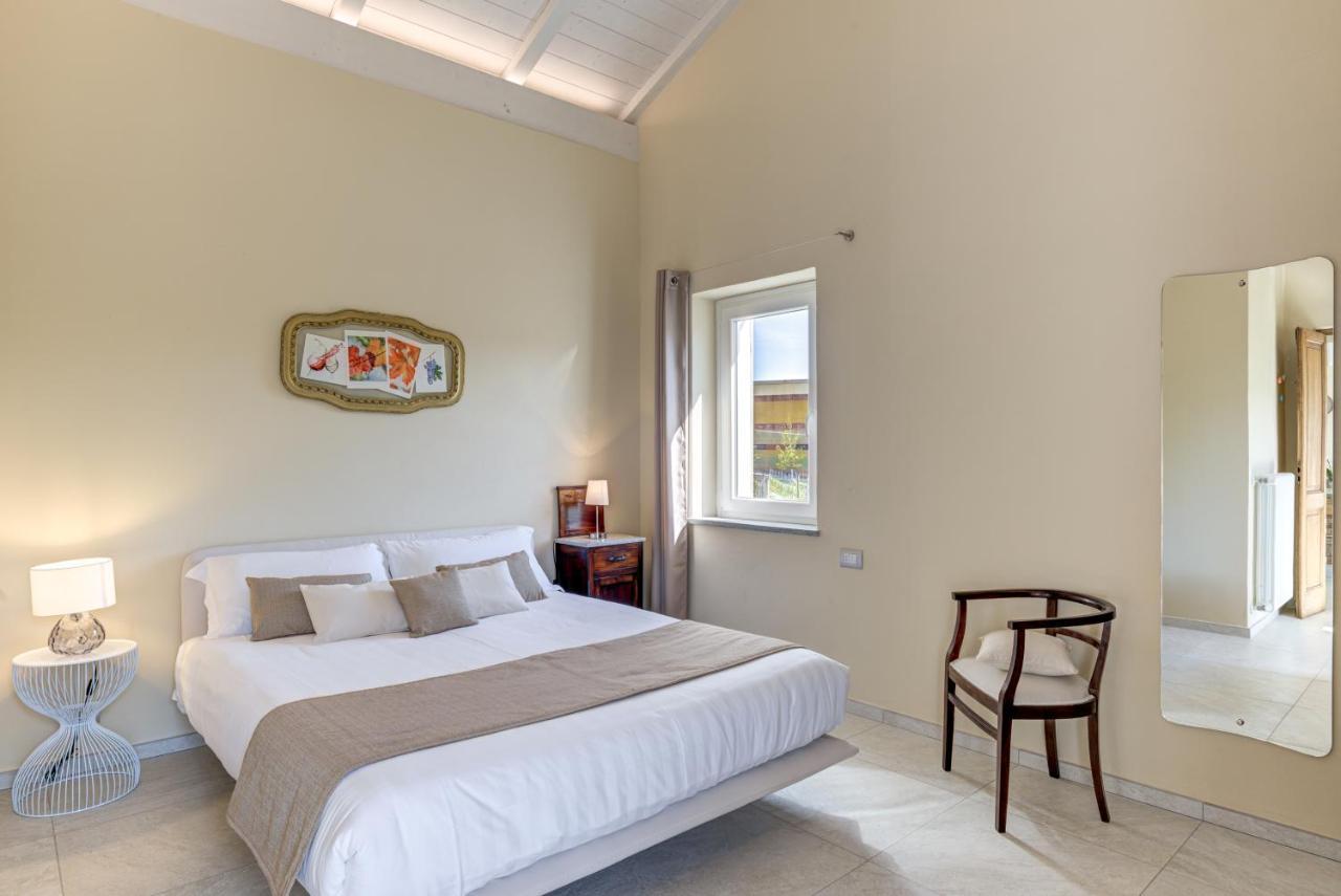 Ciabot Delle Aie - Barolo Appartement Buitenkant foto